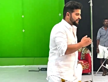 Watch : Funny video of Suresh Raina dancing on a Tamil song. - Sports Edge